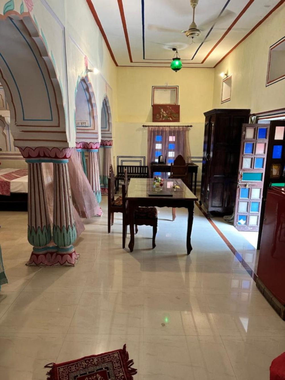 Room image 4