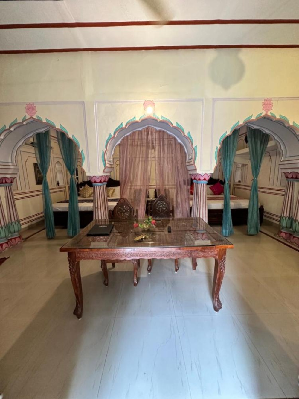 Room image 3