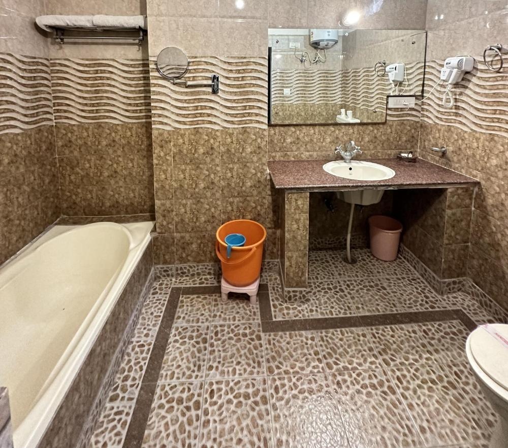 Room image 2